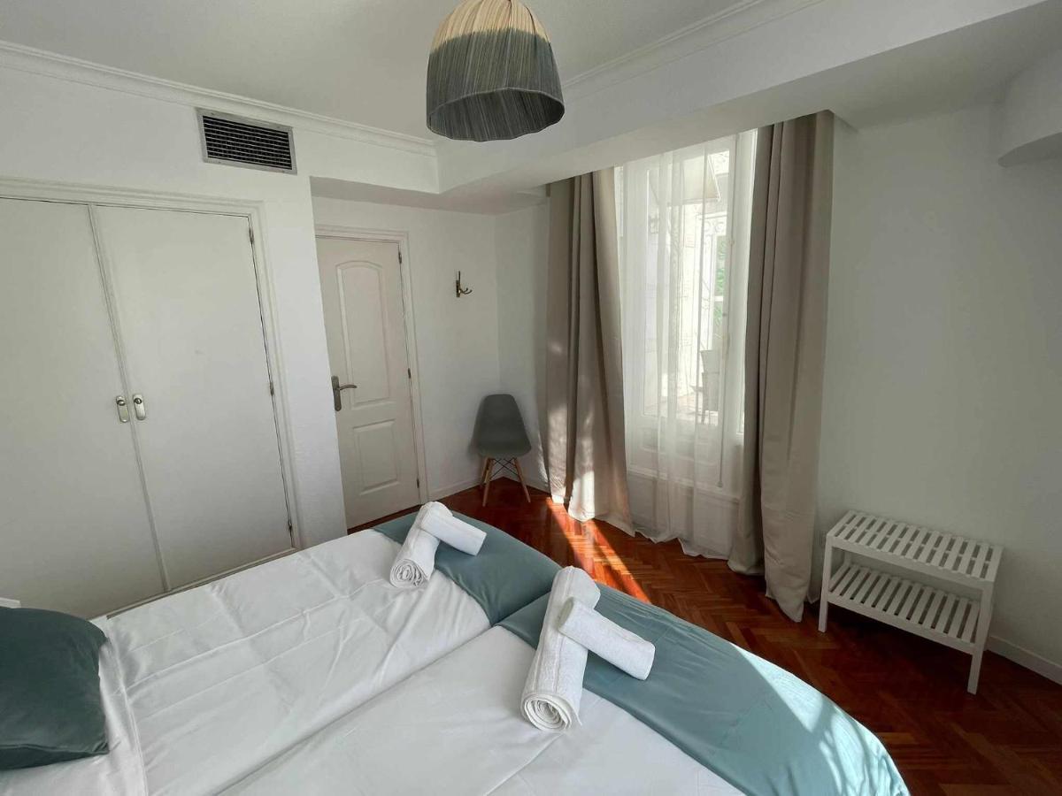 Apartamento Con Terraza Y Vistas Alcalaretiro Madrid Luaran gambar